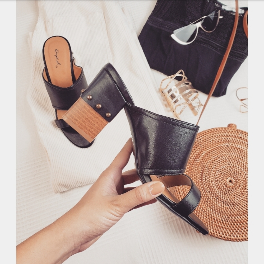 🚨SUMMER collection// double strap black heel - Picture 5 of 8